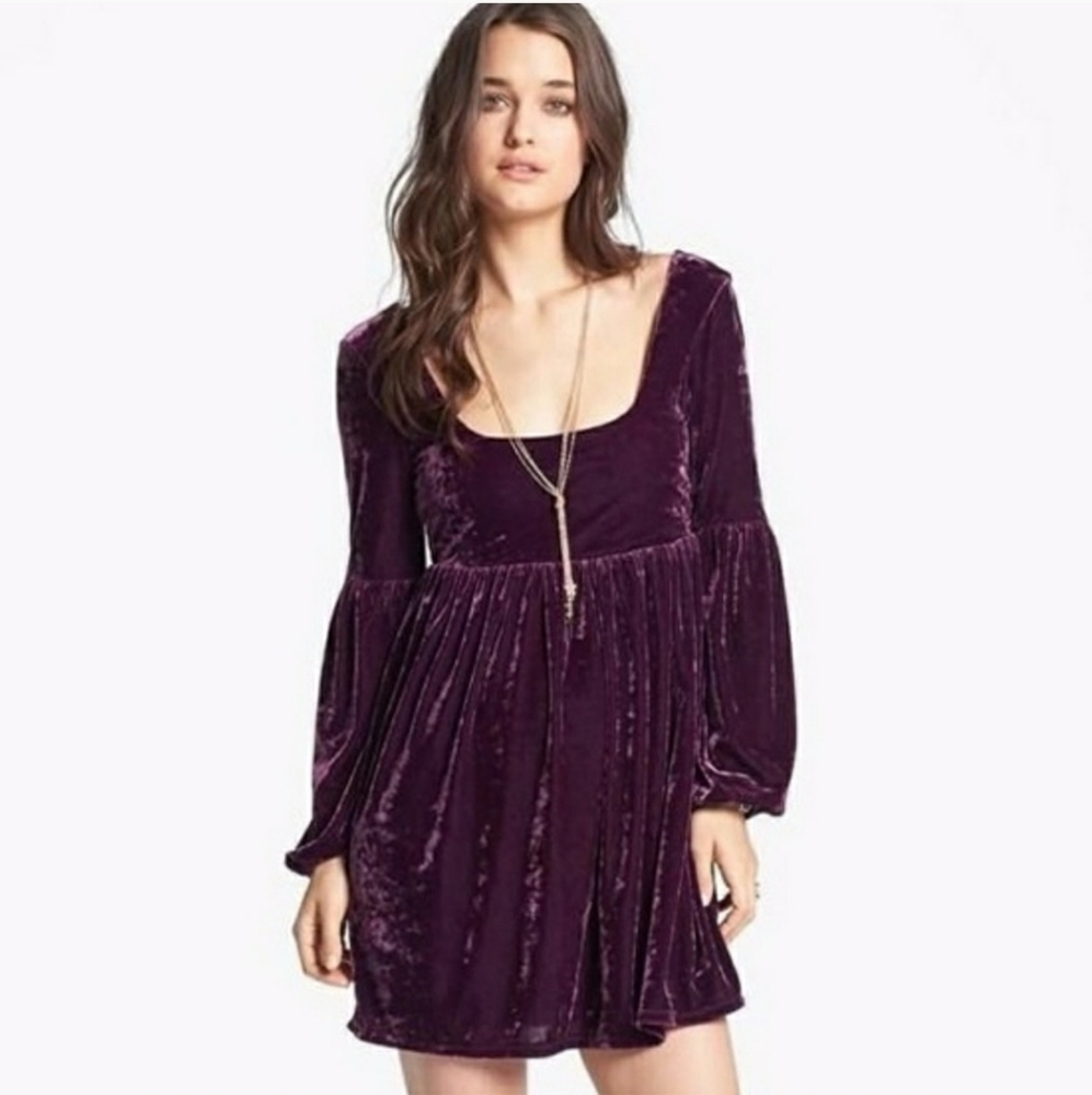 NWOT FREE PEOPLE Oh So Easy Plum Velvet Dress M
